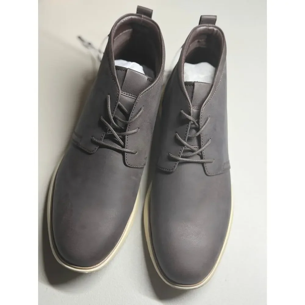NEW! St. John's Bay Mills Mens Flat Heel Chukka Boots Size 9.5M Brown